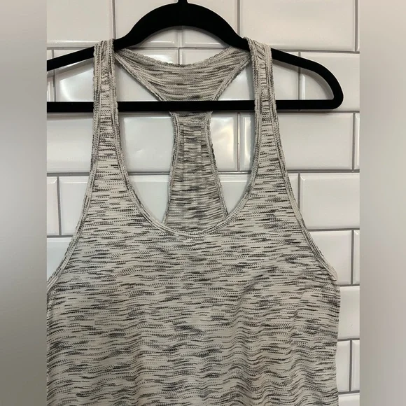 Lululemon Tank Top , Size S (4) Estimated - Picture 2 of 6
